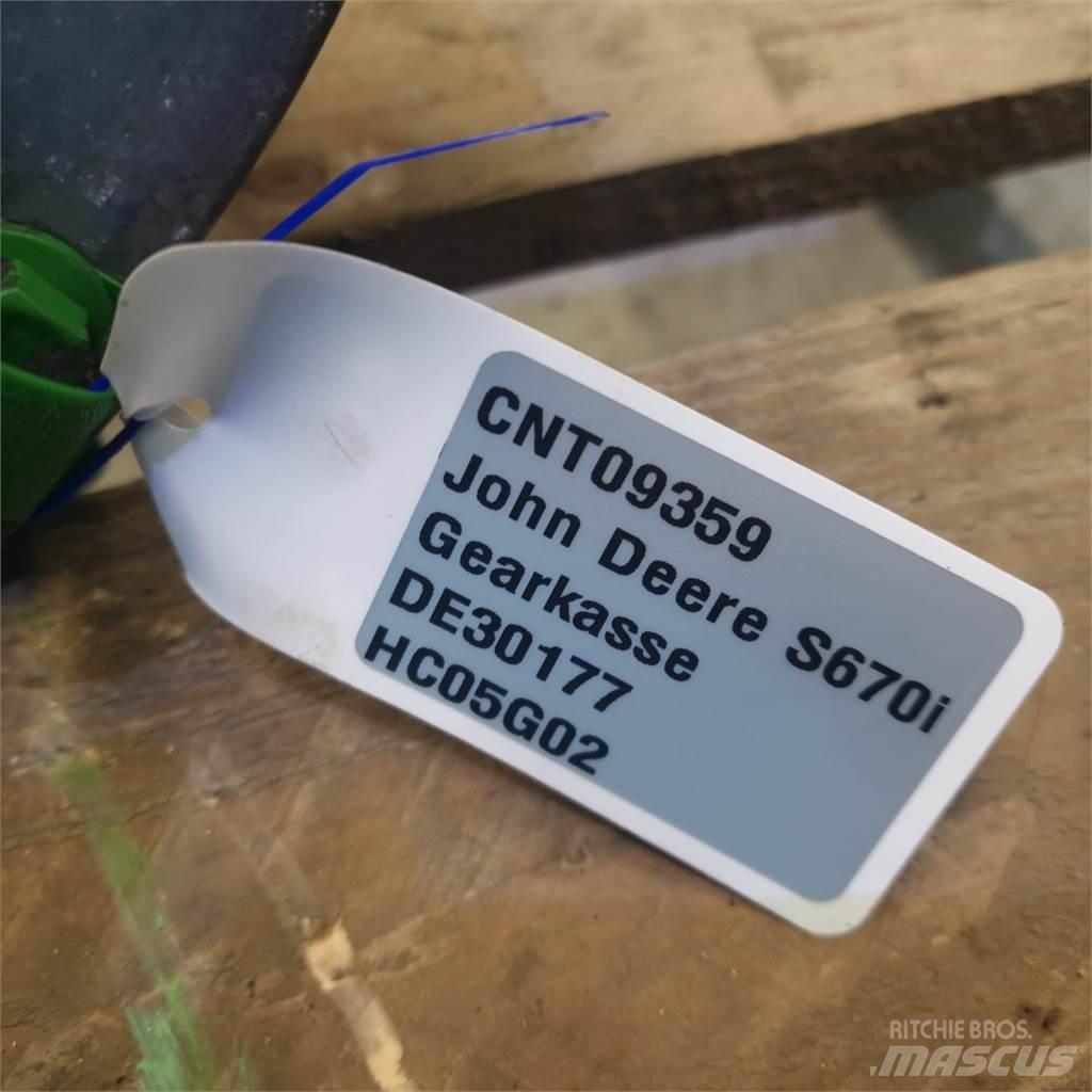John Deere S670 Μετάδοση