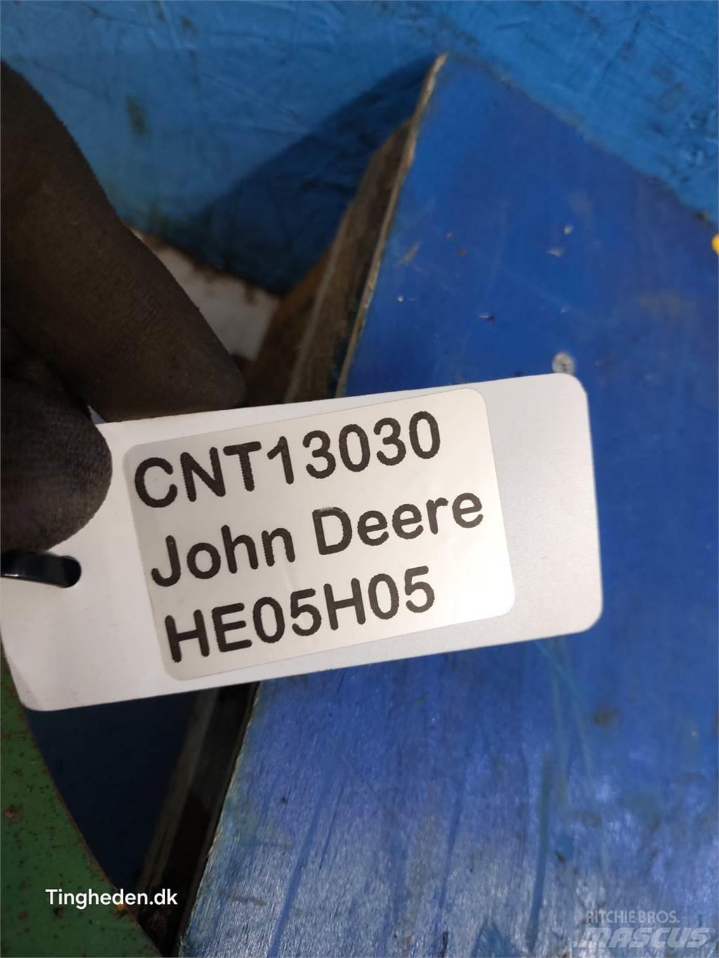 John Deere S670 Διαστρωτήρες άμμου και αλατιού