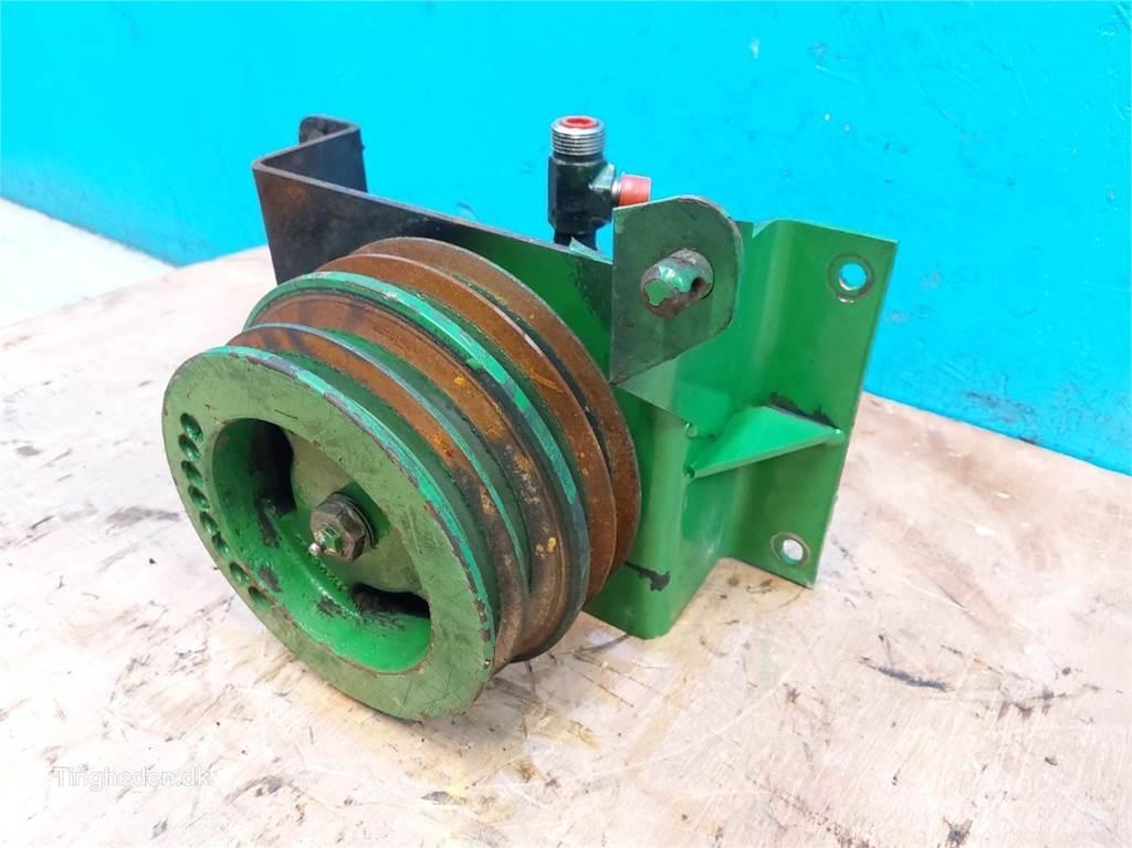 John Deere T660I Υδραυλικά