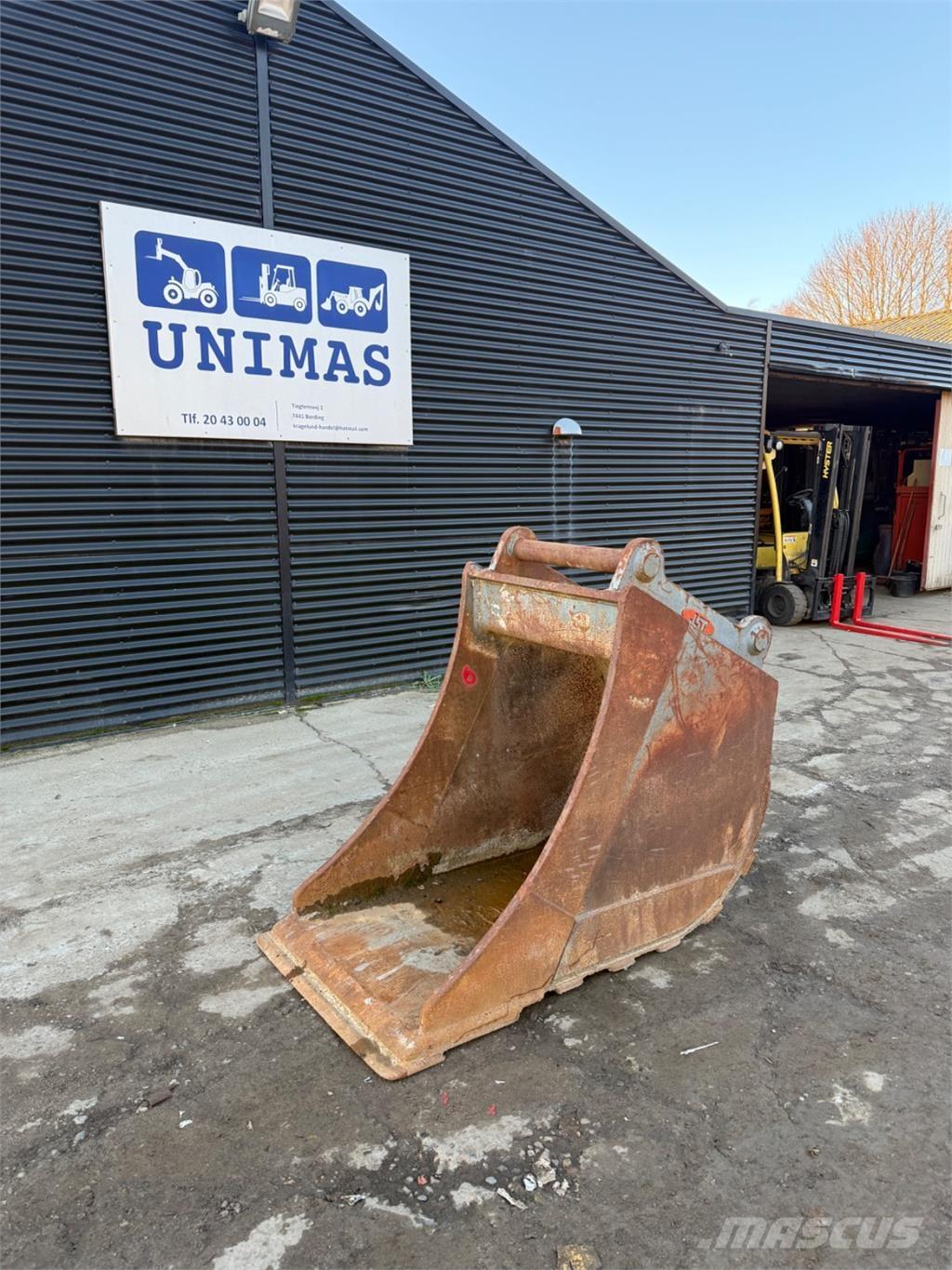 JST Graveskovl Κουβάδες