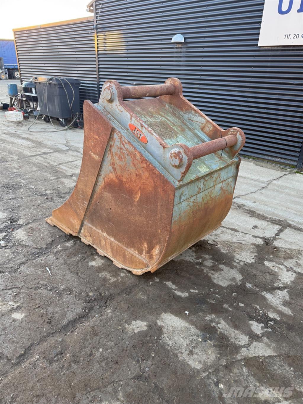 JST Graveskovl Κουβάδες