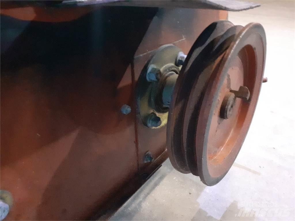 Laverda 3650 Εξαρτήματα θεριζοαλωνιστικών μηχανών