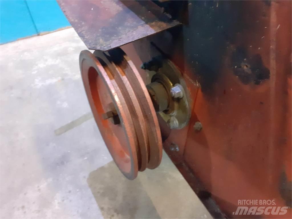 Laverda 3650 Εξαρτήματα θεριζοαλωνιστικών μηχανών