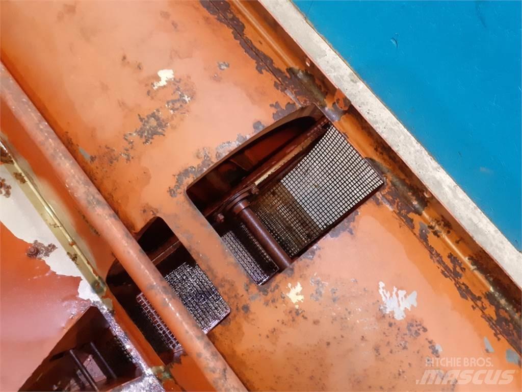Laverda 3650 Διαστρωτήρες άμμου και αλατιού