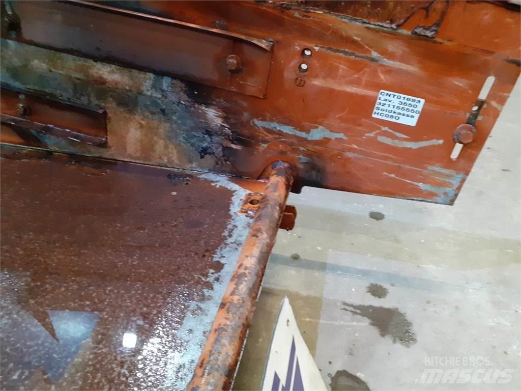 Laverda 3650 Διαστρωτήρες άμμου και αλατιού