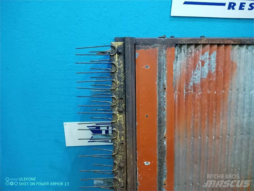 Laverda 3650 Διαστρωτήρες άμμου και αλατιού