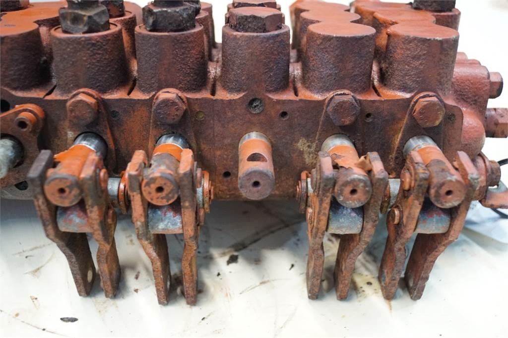 Laverda 3790 Υδραυλικά