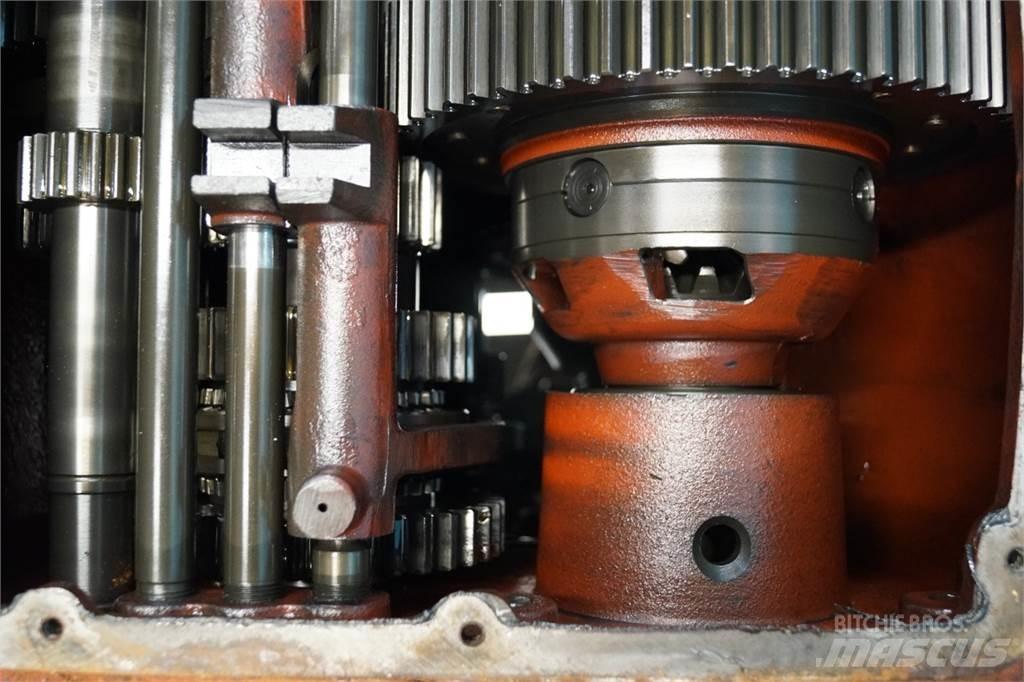 Laverda 3790 Μετάδοση