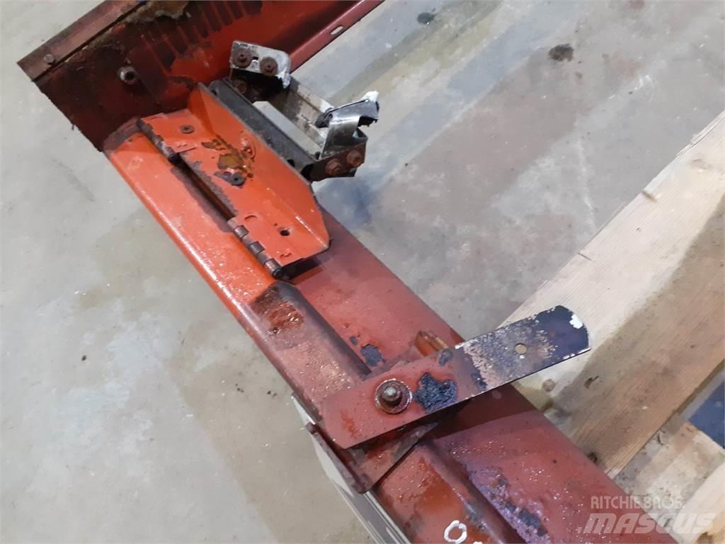Laverda 626 Διαστρωτήρες άμμου και αλατιού