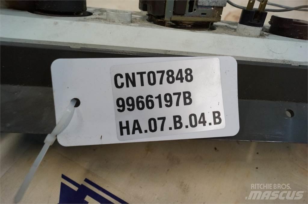 Laverda 627 Καμπίνες και εσωτερικό