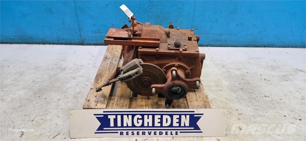 Laverda 627 Μετάδοση