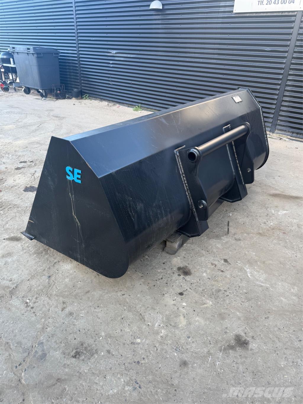 Manitou skovl Κουβάδες