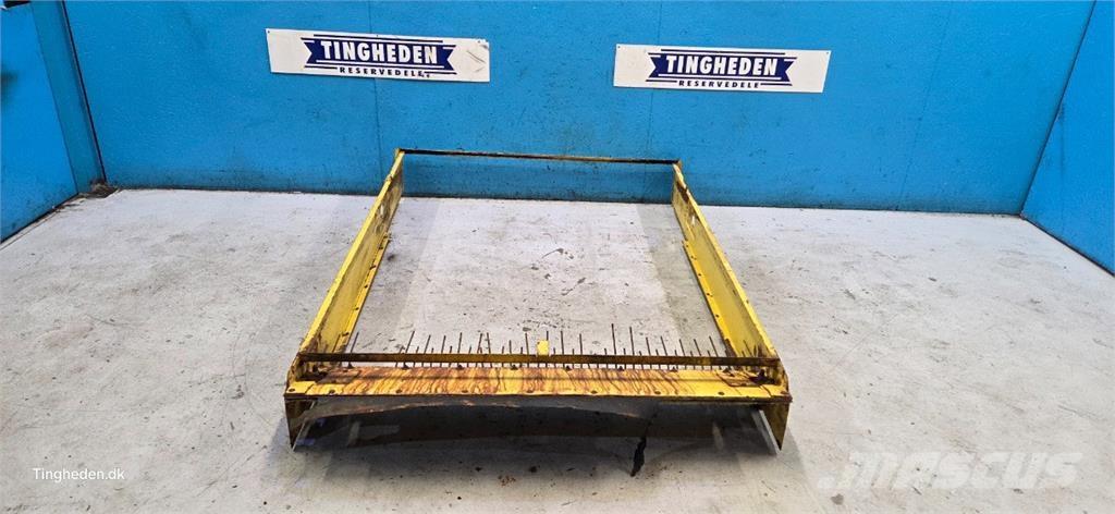 New Holland 1550 Διαστρωτήρες άμμου και αλατιού