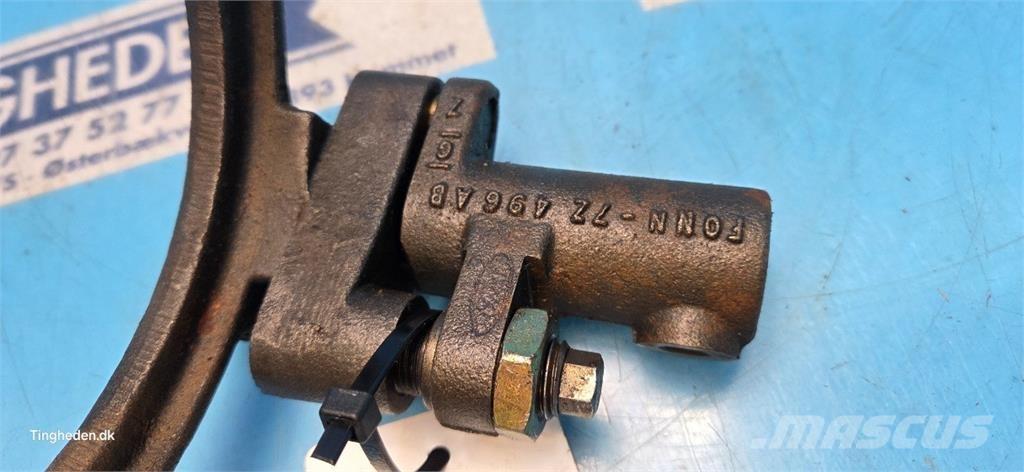New Holland 8340 Μετάδοση