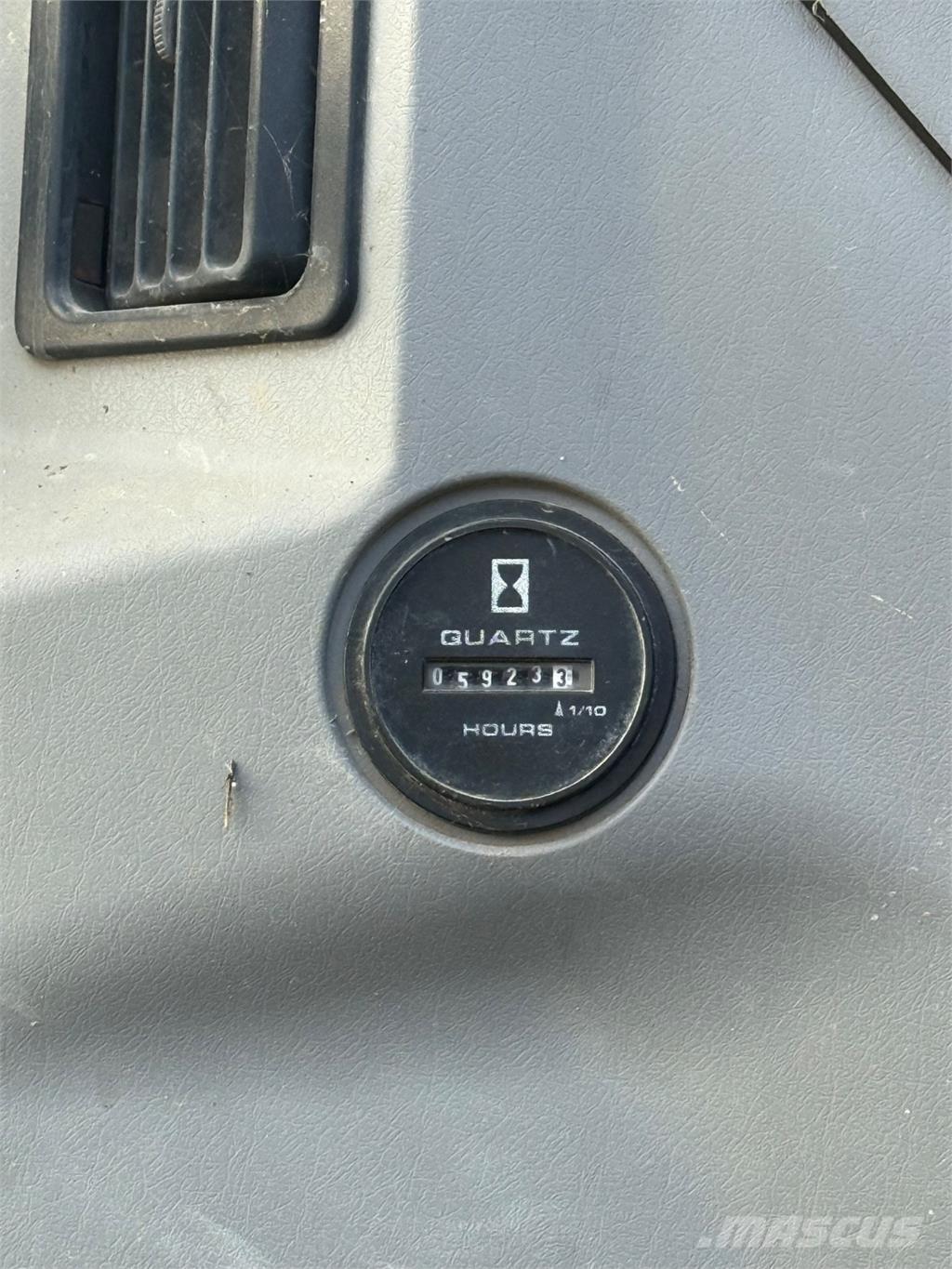 New Holland E305 Εκσκαφείς με ερπύστριες