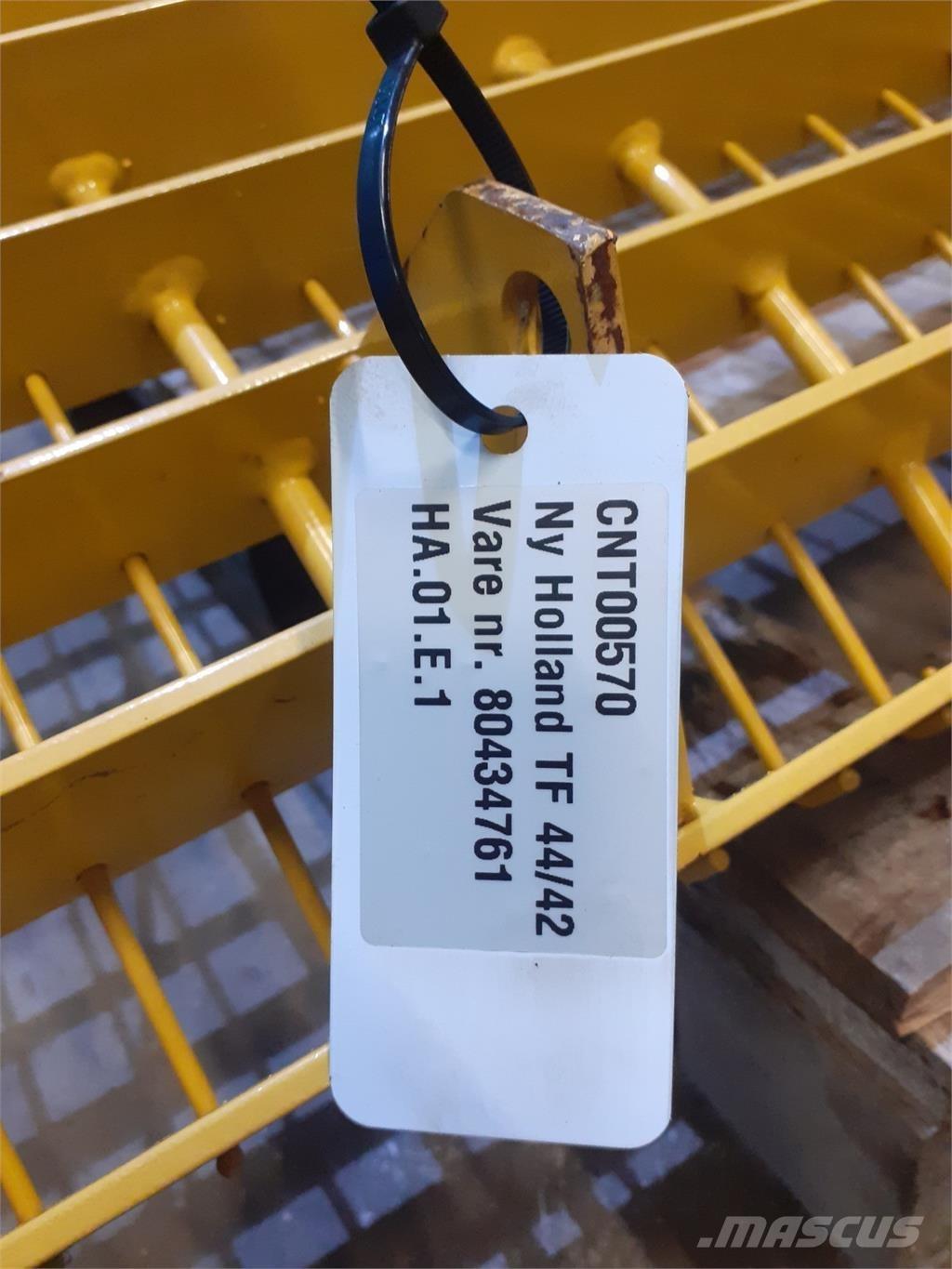 New Holland TF44 Εξαρτήματα θεριζοαλωνιστικών μηχανών