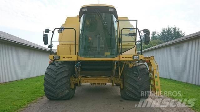 New Holland TF78 Θεριζοαλωνιστικές μηχανές