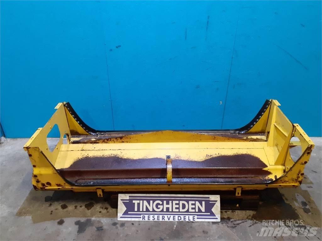 New Holland TF78 Διαστρωτήρες άμμου και αλατιού