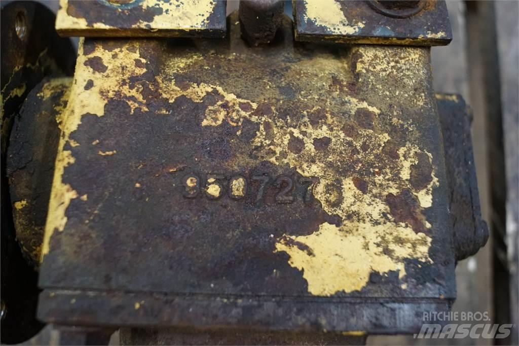 New Holland TX36 Μετάδοση