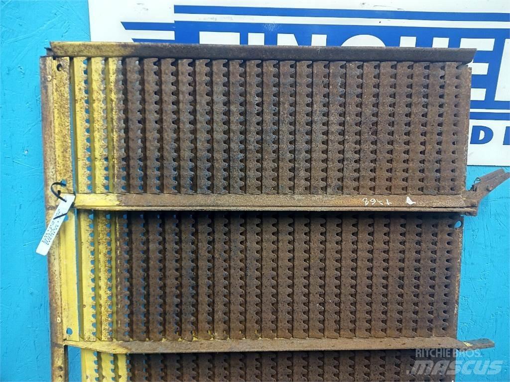 New Holland TX68 Διαστρωτήρες άμμου και αλατιού