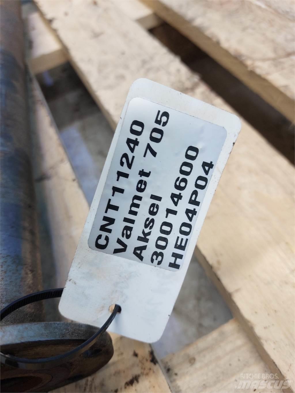 Valmet 705 Μετάδοση