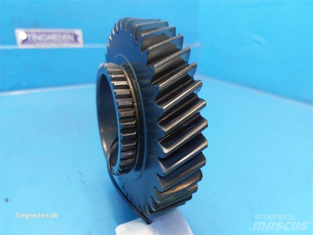 Valmet 8050 Μετάδοση