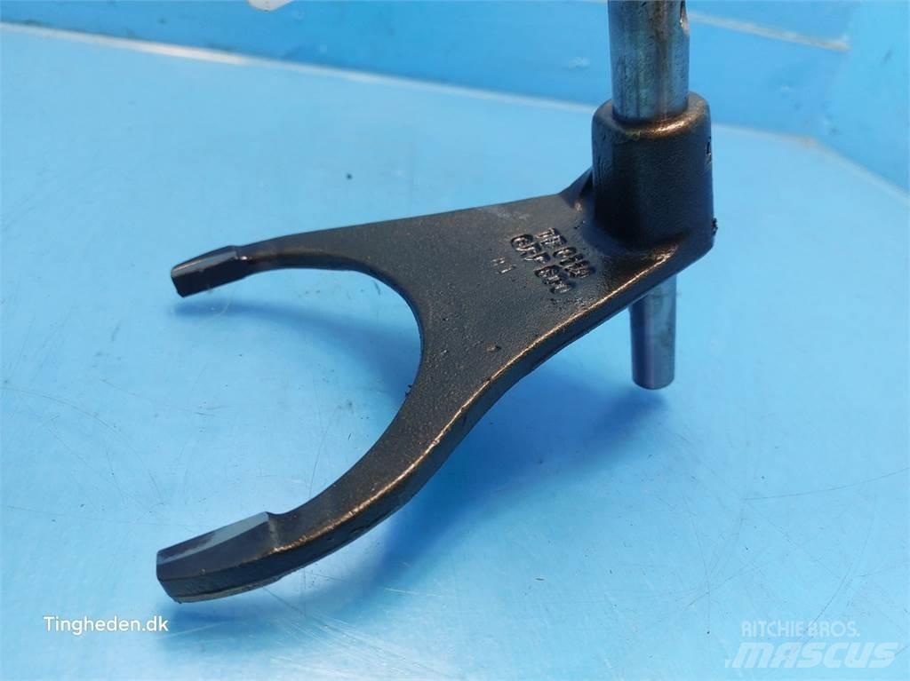 Valmet 8050 Μετάδοση