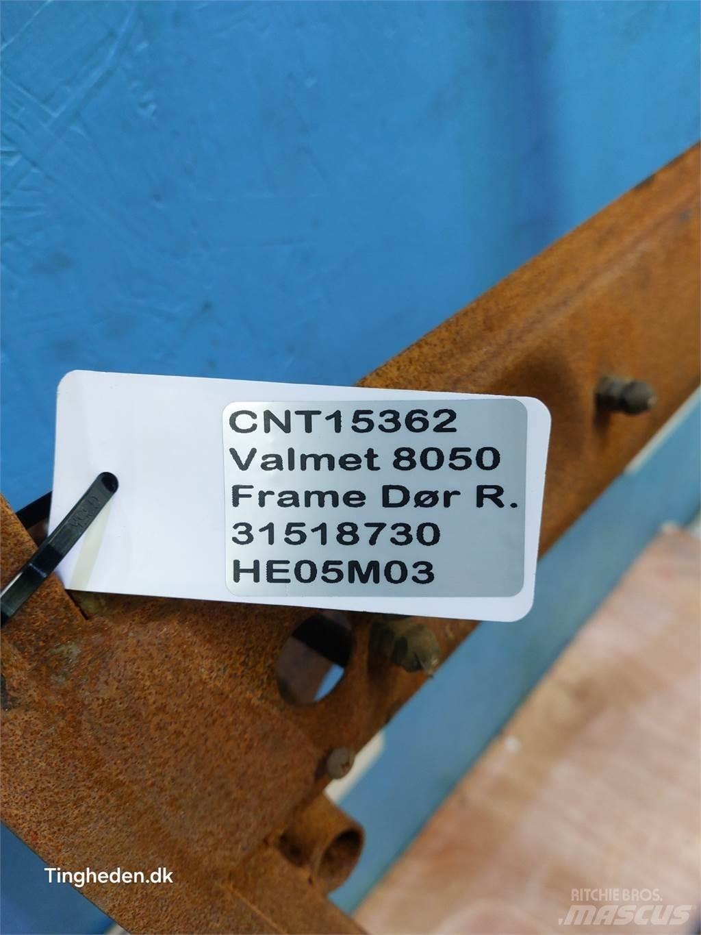 Valmet 8050 Καμπίνες και εσωτερικό