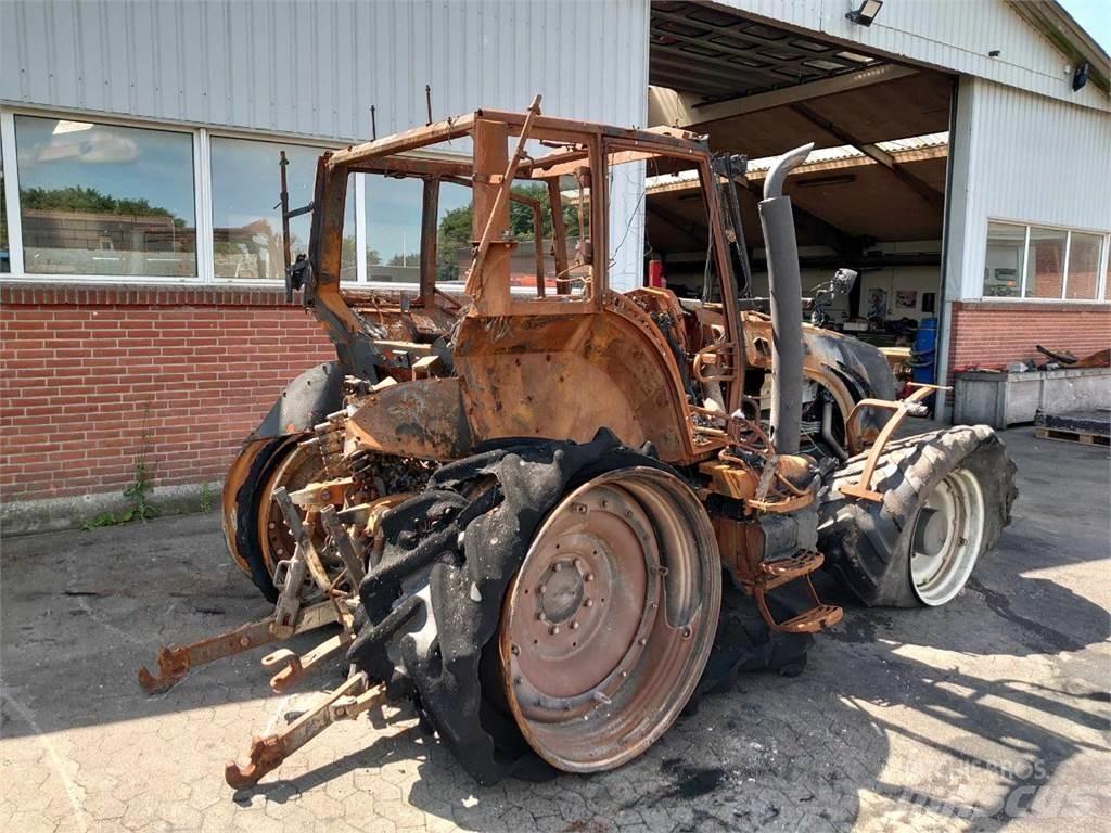Valtra T213 Τρακτέρ