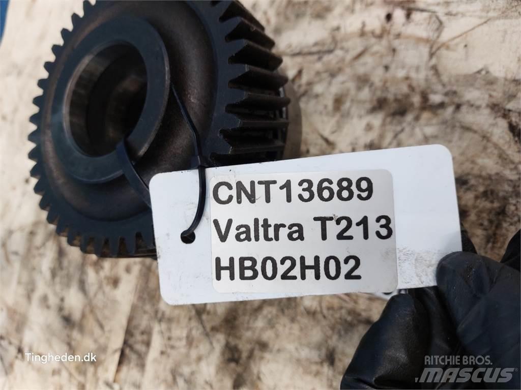 Valtra T213 Μετάδοση