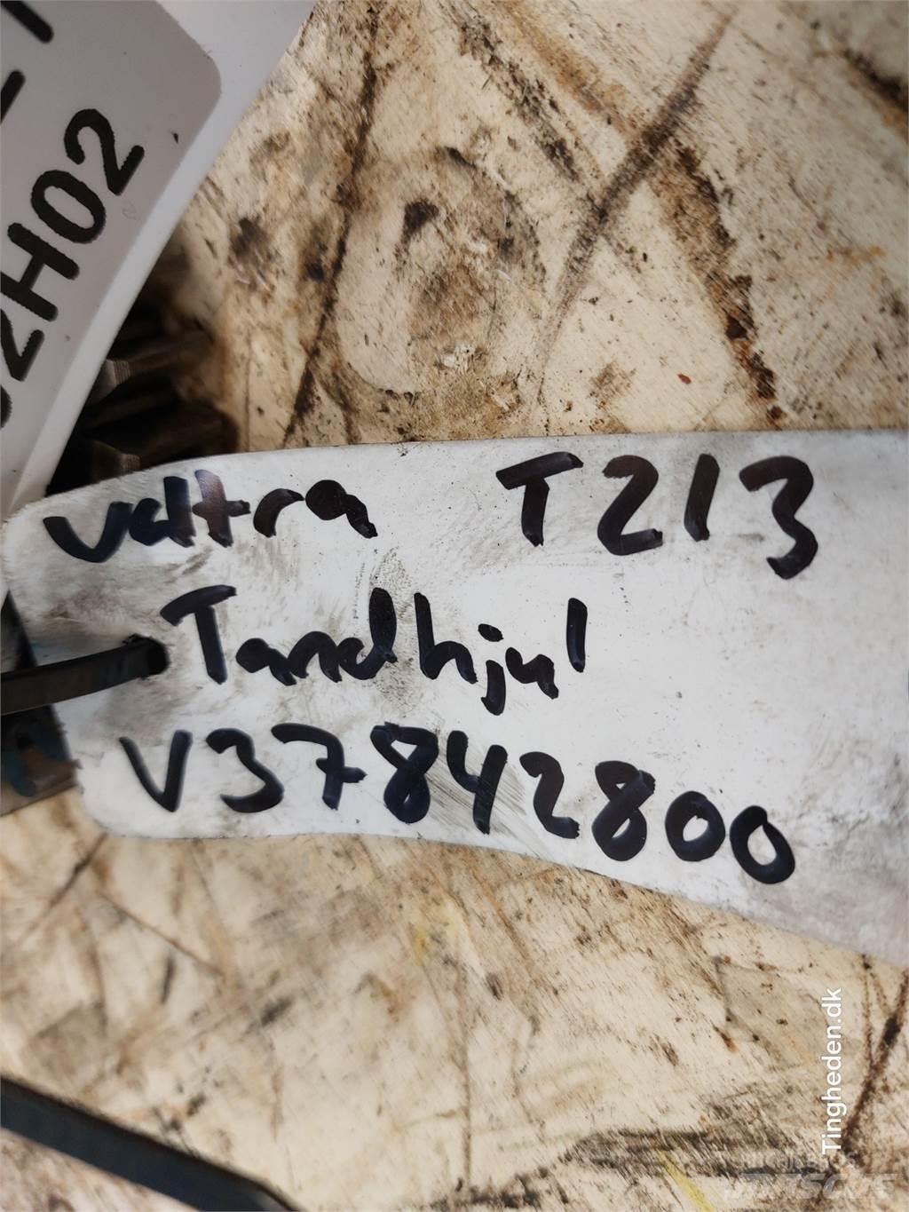 Valtra T213 Μετάδοση