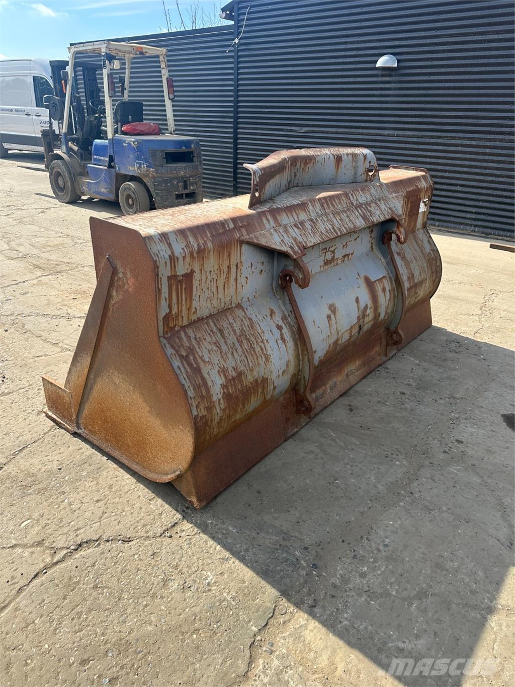 Volvo 2500mm Πτερύγια
