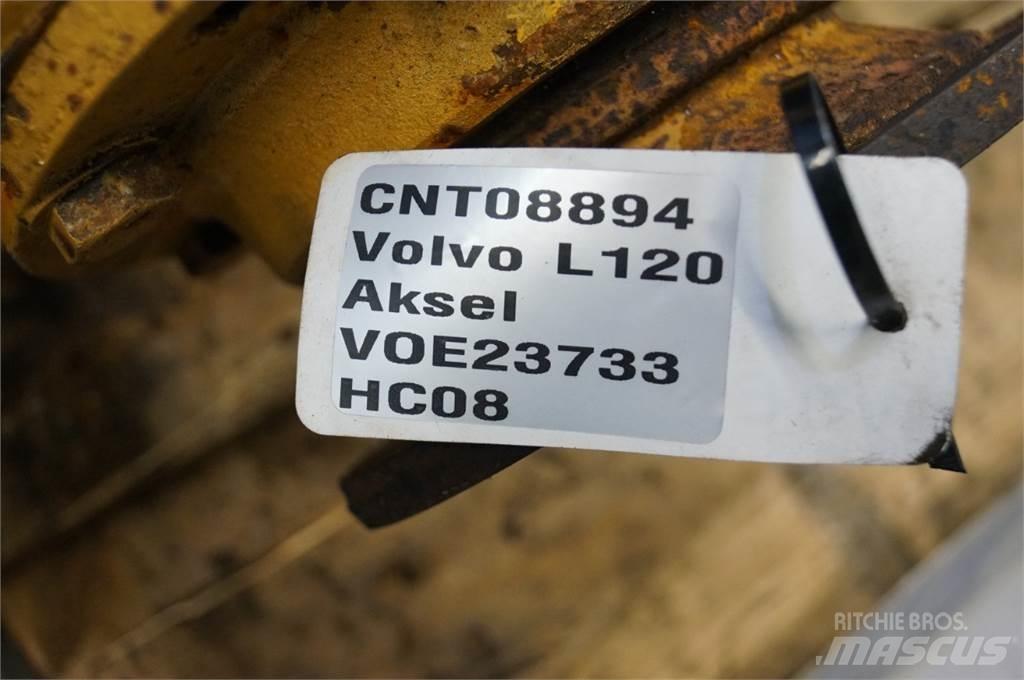 Volvo L120 Άξονες