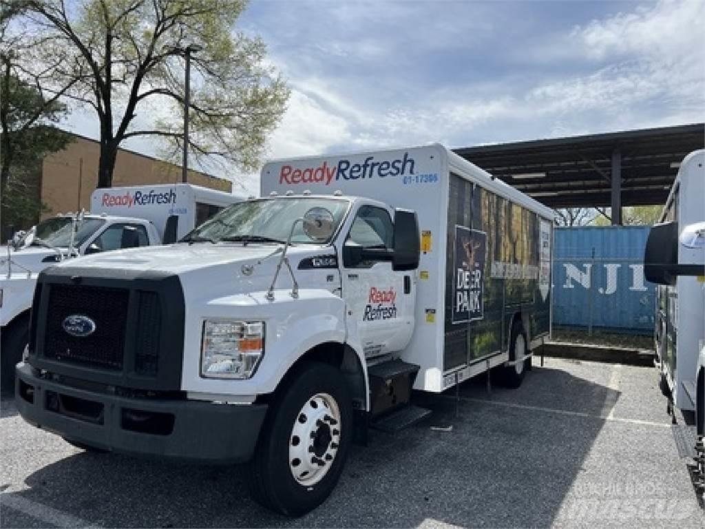 Ford F650 Φορτηγά μεταφοράς ποτών