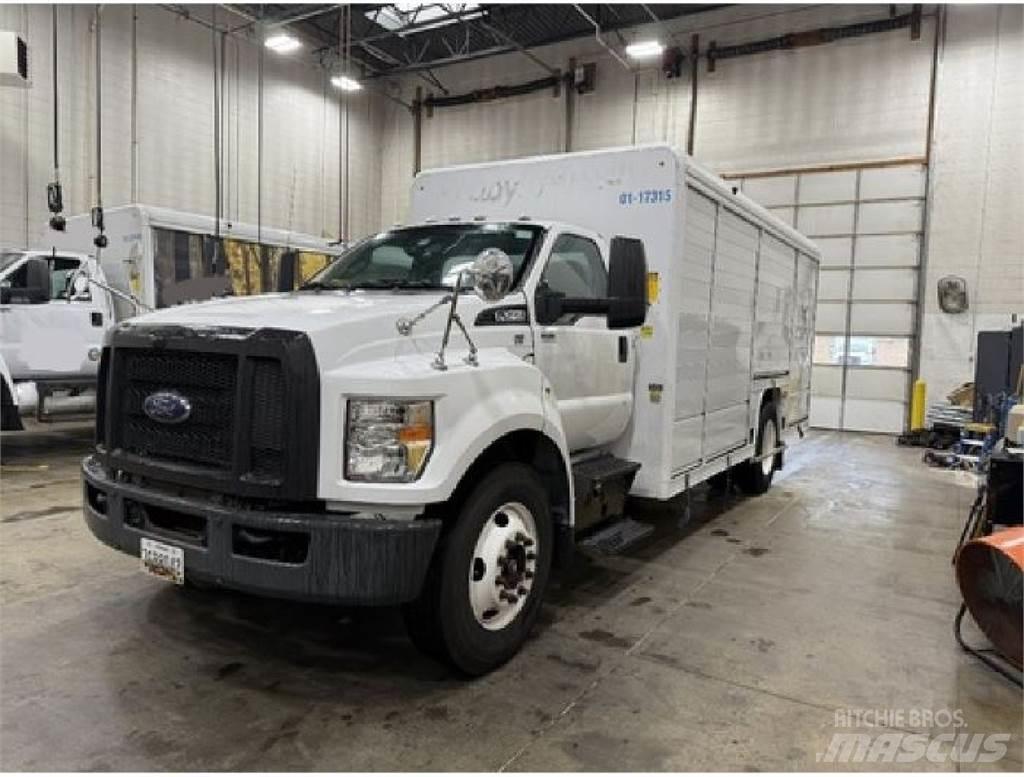 Ford F650 Φορτηγά μεταφοράς ποτών