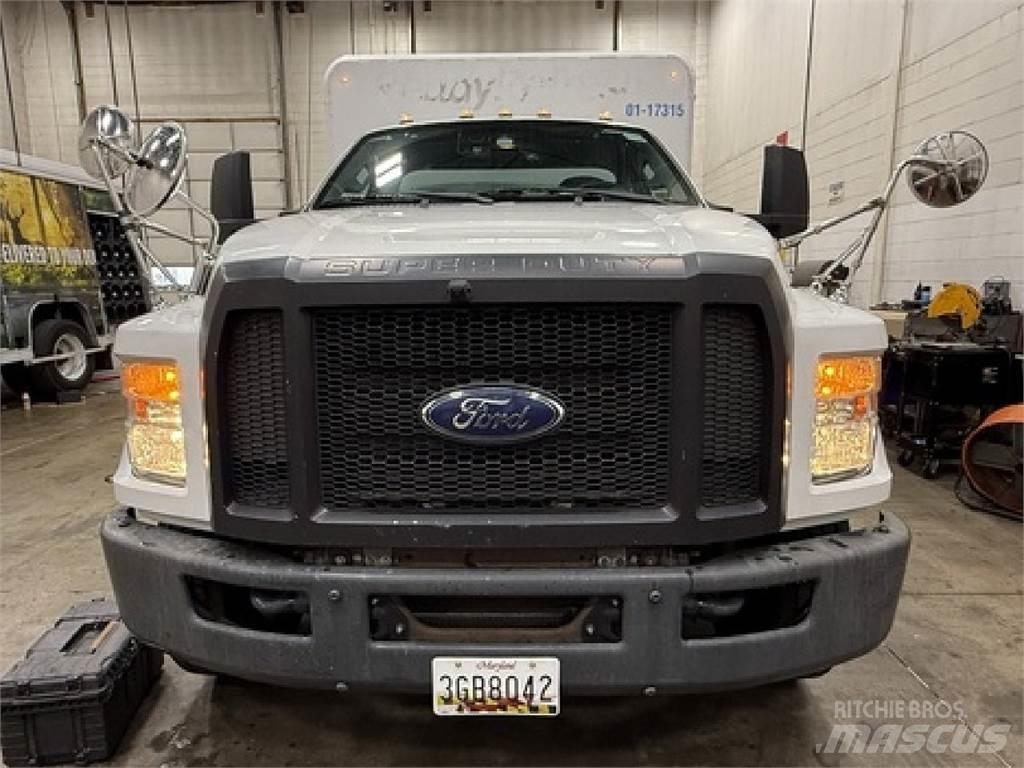 Ford F650 Φορτηγά μεταφοράς ποτών