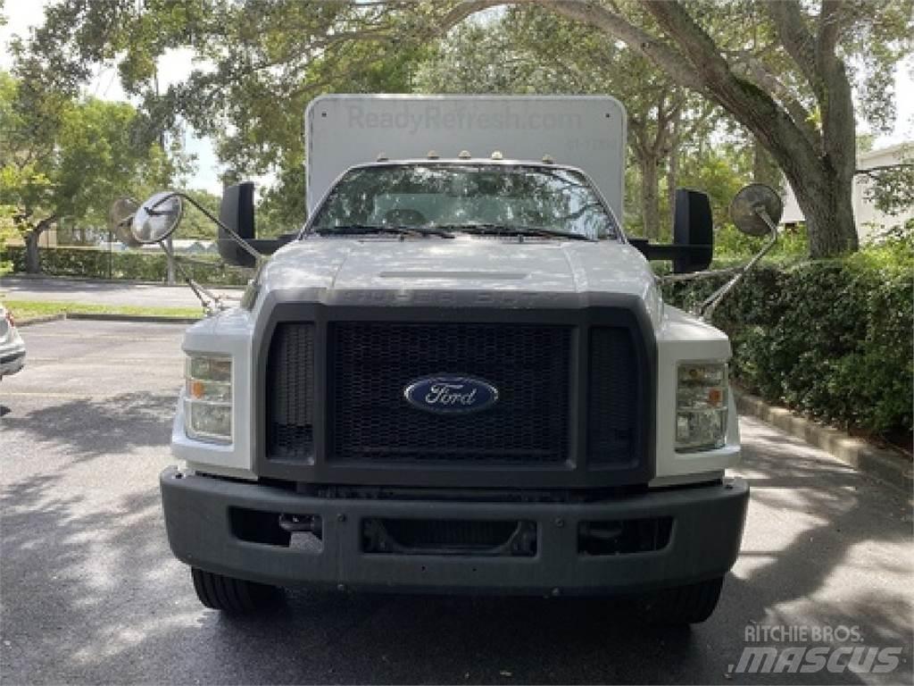 Ford F650 Φορτηγά μεταφοράς ποτών