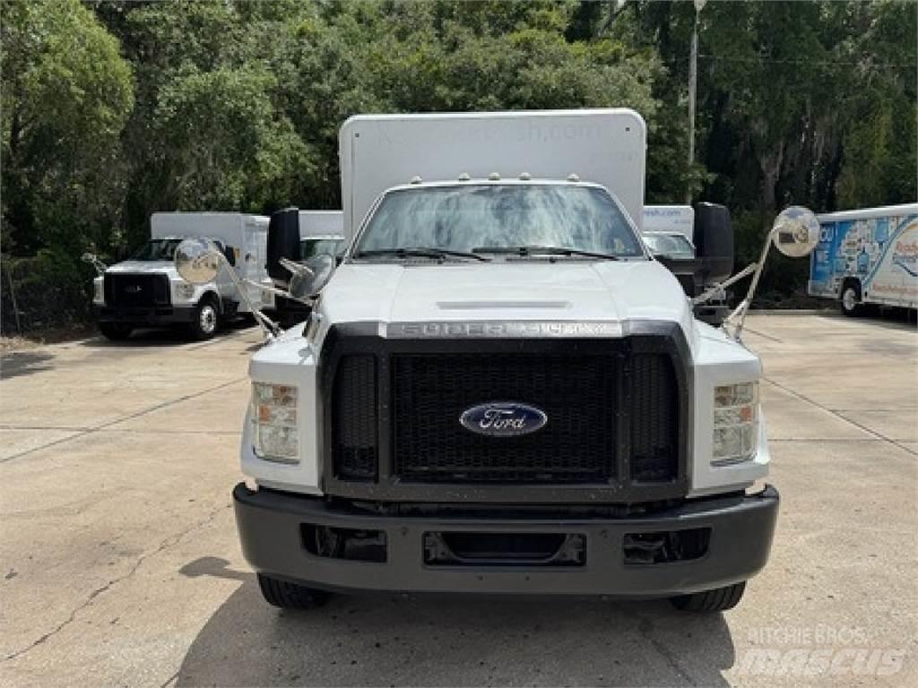 Ford F650 Φορτηγά μεταφοράς ποτών