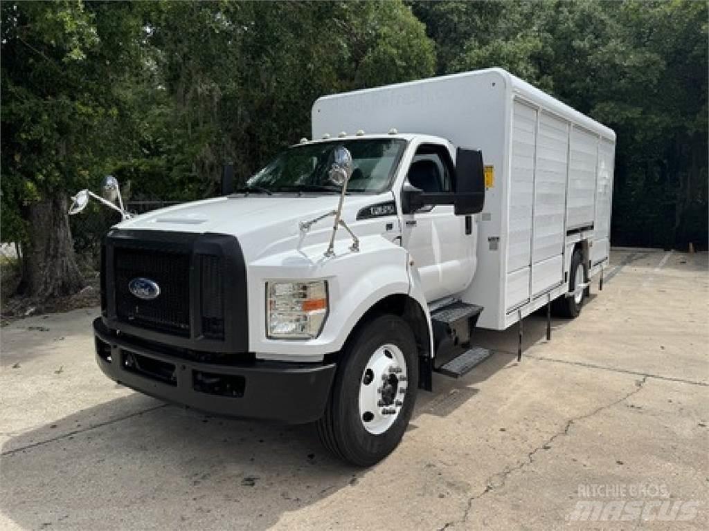 Ford F650 Φορτηγά μεταφοράς ποτών