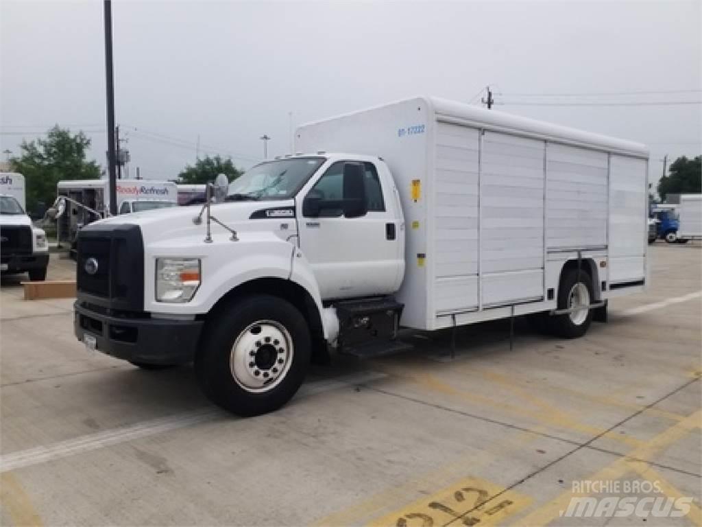 Ford F650 Φορτηγά μεταφοράς ποτών