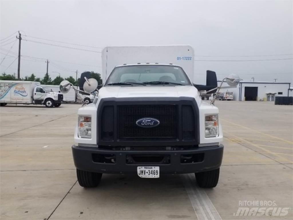 Ford F650 Φορτηγά μεταφοράς ποτών