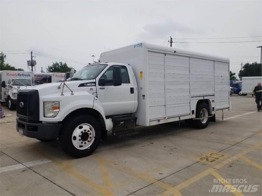 Ford F650 Φορτηγά μεταφοράς ποτών