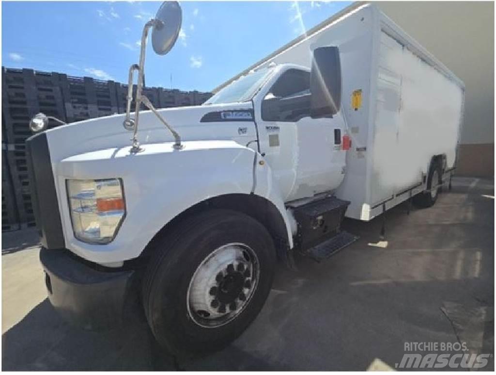 Ford F650 Φορτηγά μεταφοράς ποτών