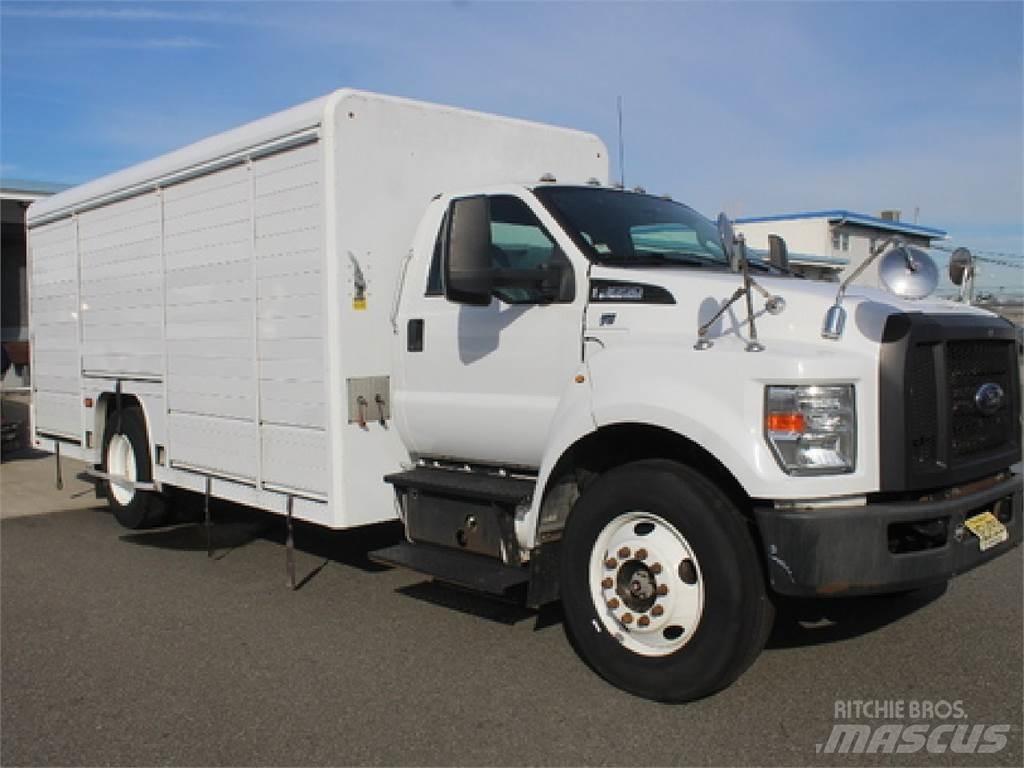Ford F650 Φορτηγά μεταφοράς ποτών