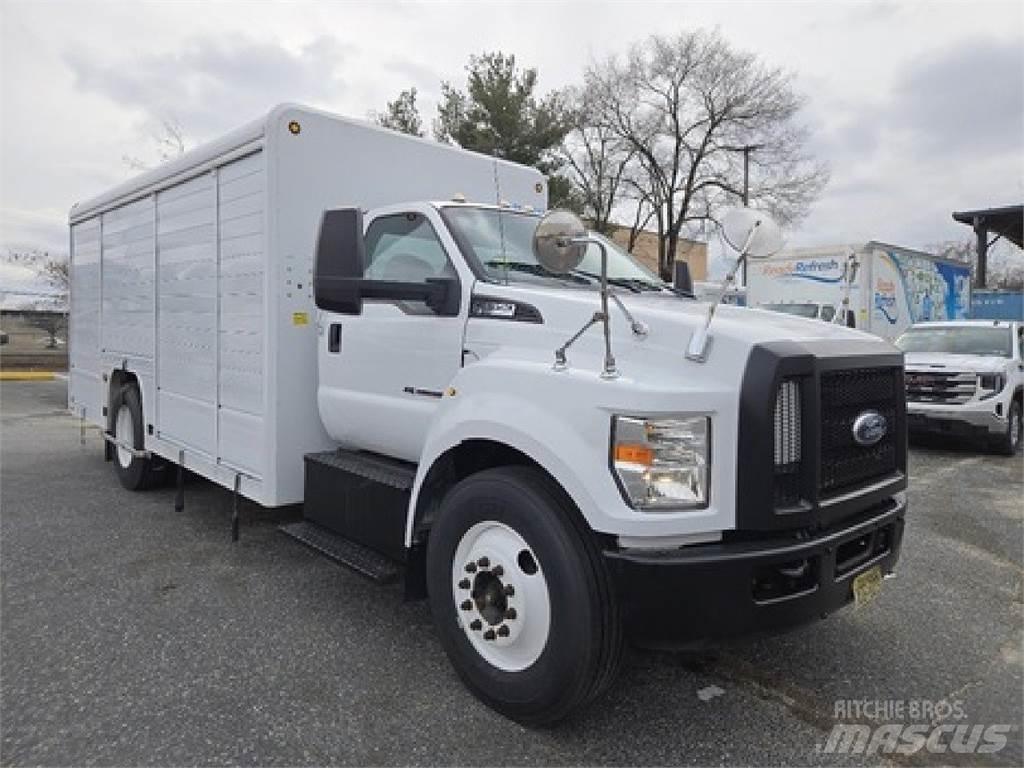 Ford F650 Φορτηγά μεταφοράς ποτών