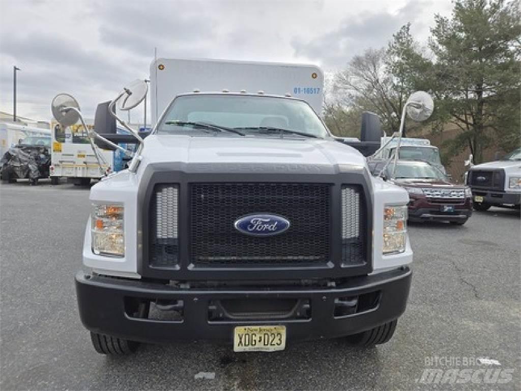 Ford F650 Φορτηγά μεταφοράς ποτών