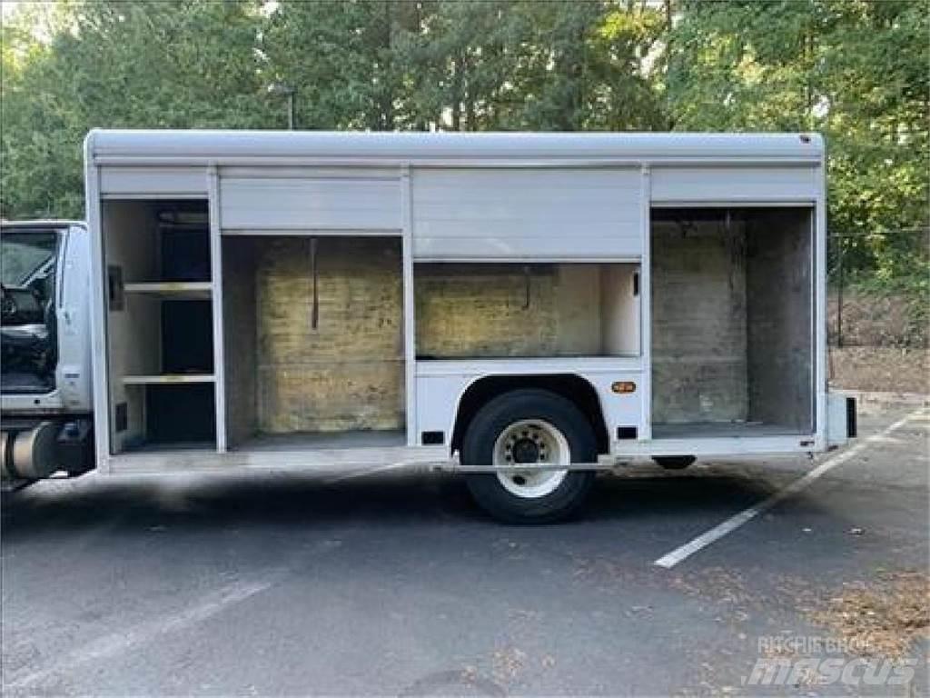 Ford F750 Φορτηγά μεταφοράς ποτών