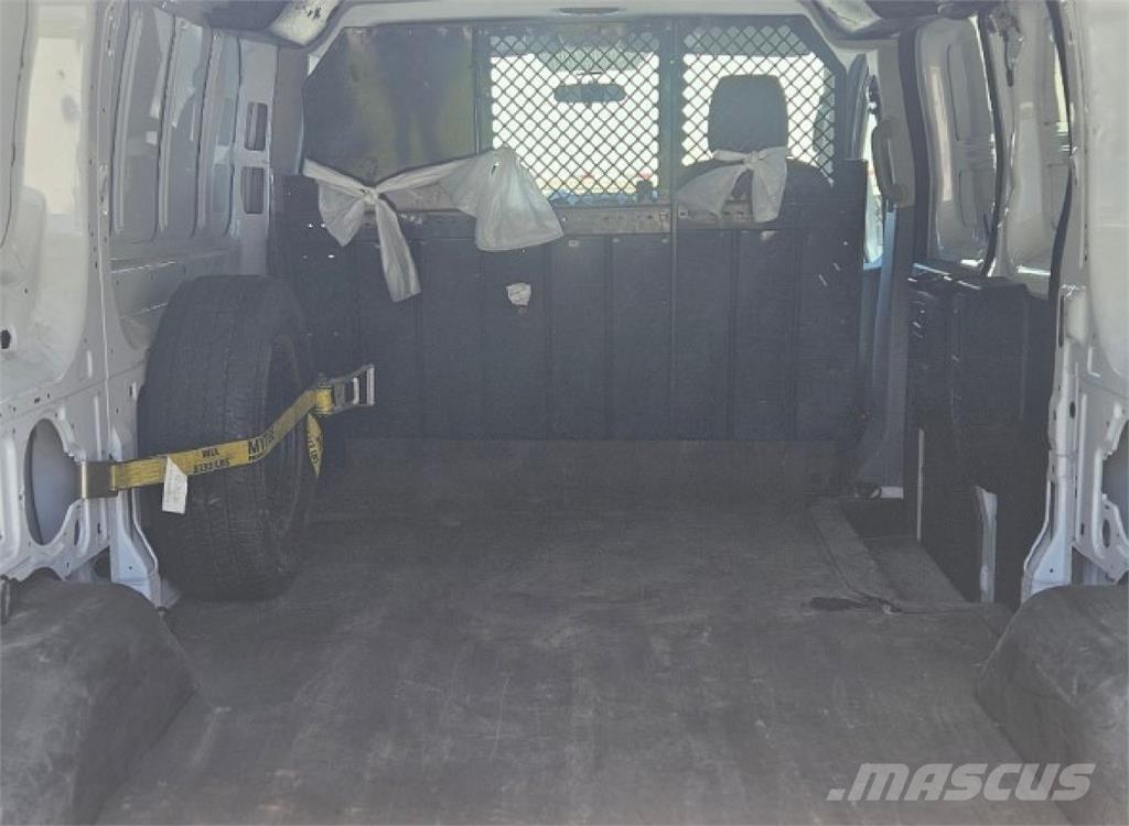 Ford Transit 150 Κλούβες με συρόμενες πόρτες