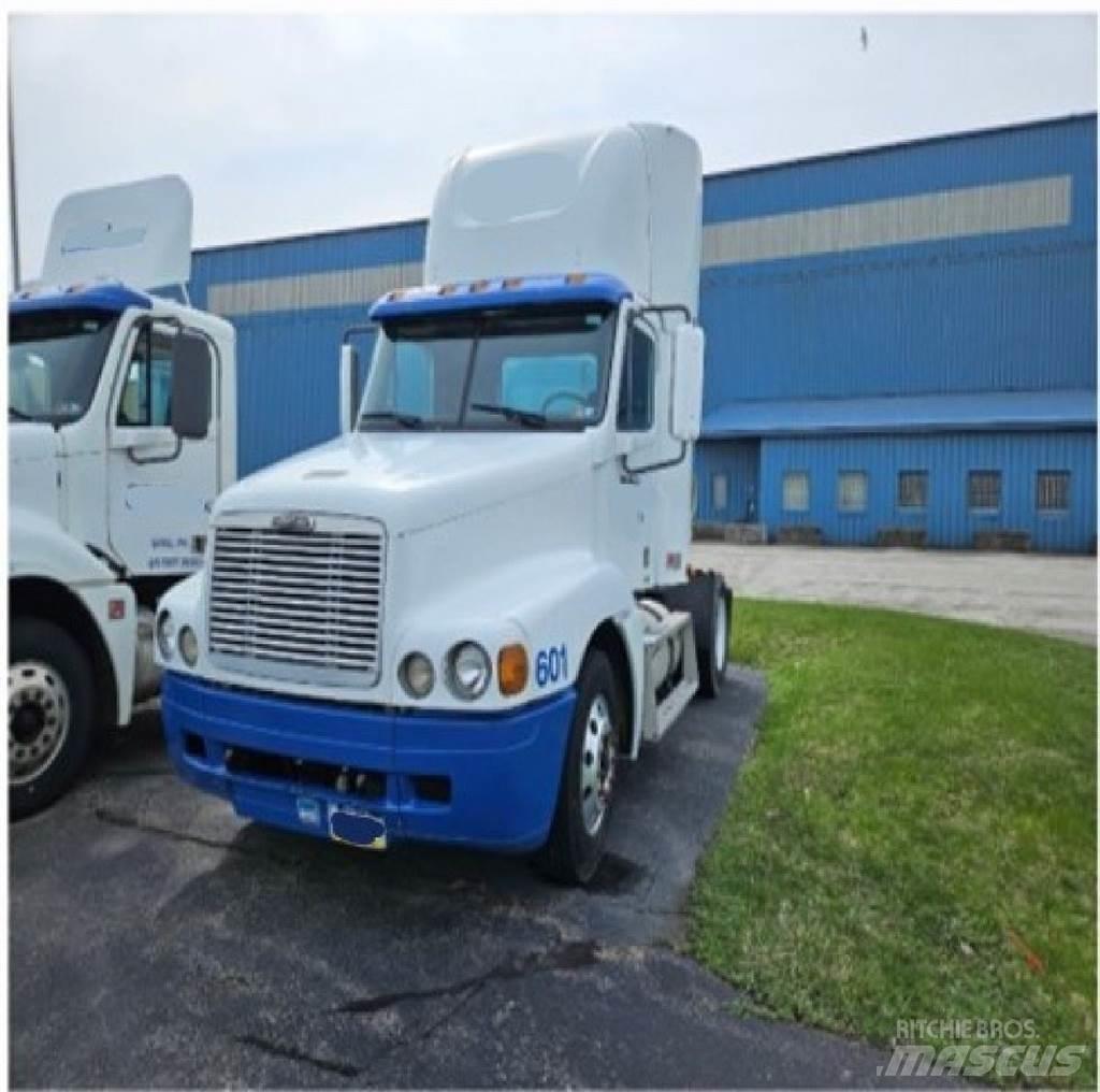 Freightliner C120 Τράκτορες