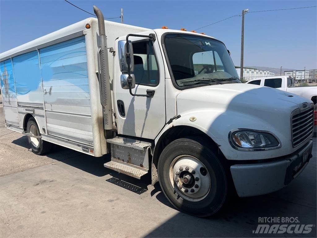 Freightliner M2 Φορτηγά μεταφοράς ποτών